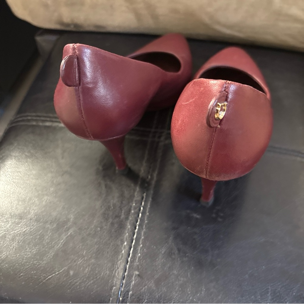 Ferragamo Judy Leather Pump Women's. Size # 7 - Picture 8 of 15